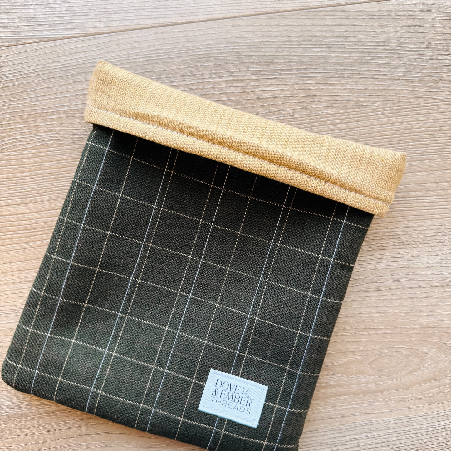 Book & E-Reader Sleeve – Army Green/Yellow Plaid - Large