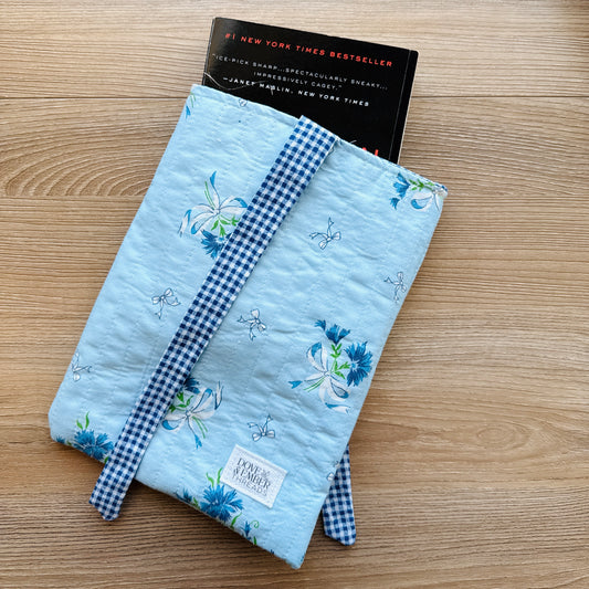 Book & E-Reader Sleeve – Bow/Blue Gingham - Medium - Tie Closure