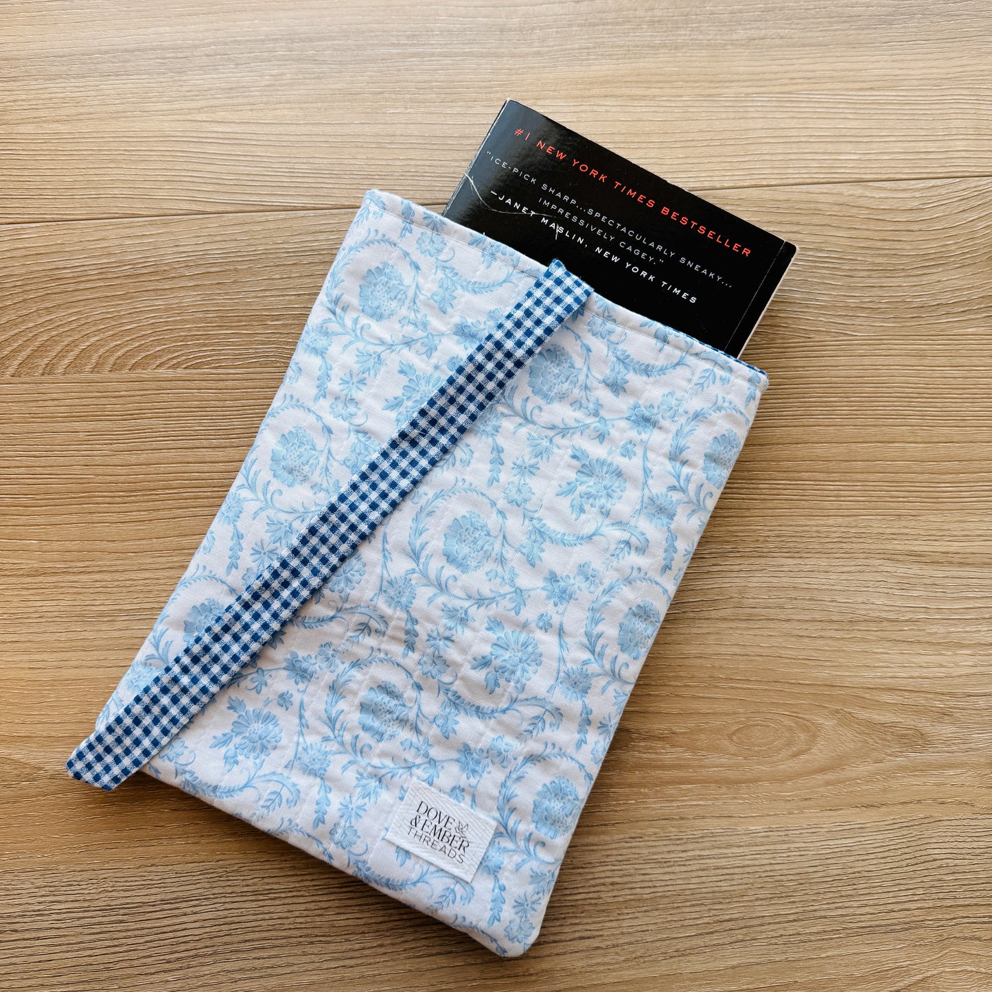 Book & E-Reader Sleeve – Blue Vine/Blue Gingham - Medium - Tie Closure