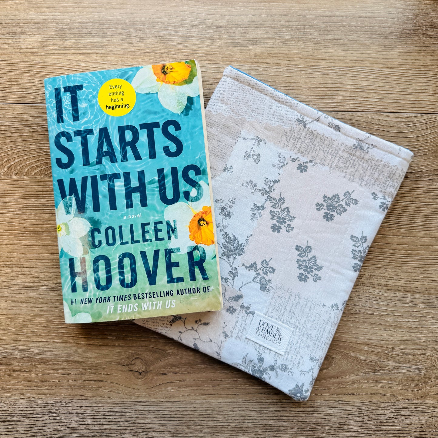 Book & E-Reader Sleeve – Cream Patchwork/White - Medium