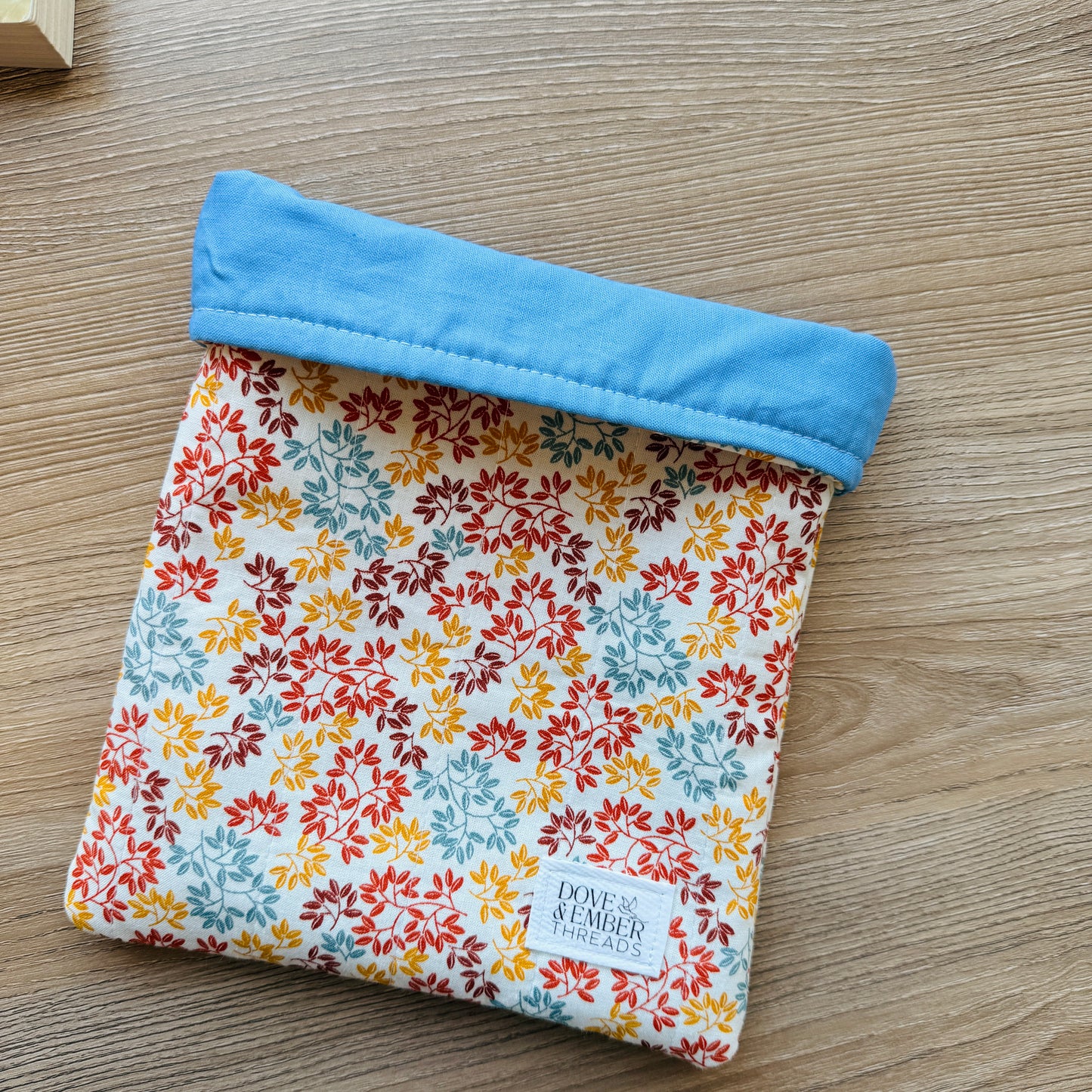 Book & E-Reader Sleeve – Autumn Bloom/Dusty Blue - Medium