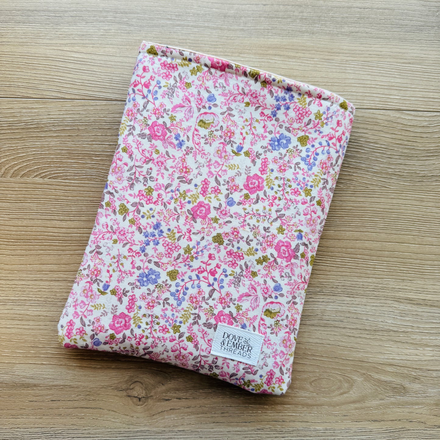 Book & E-Reader Sleeve – Pink Meadow/Cream Floral - Medium