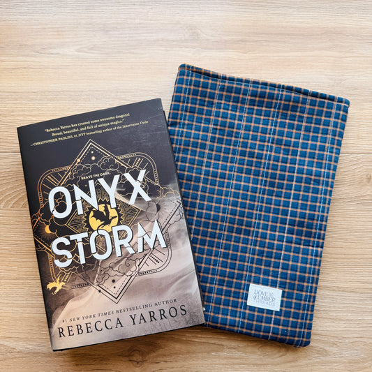 Book & E-Reader Sleeve – Blue/Yellow Plaid - Large